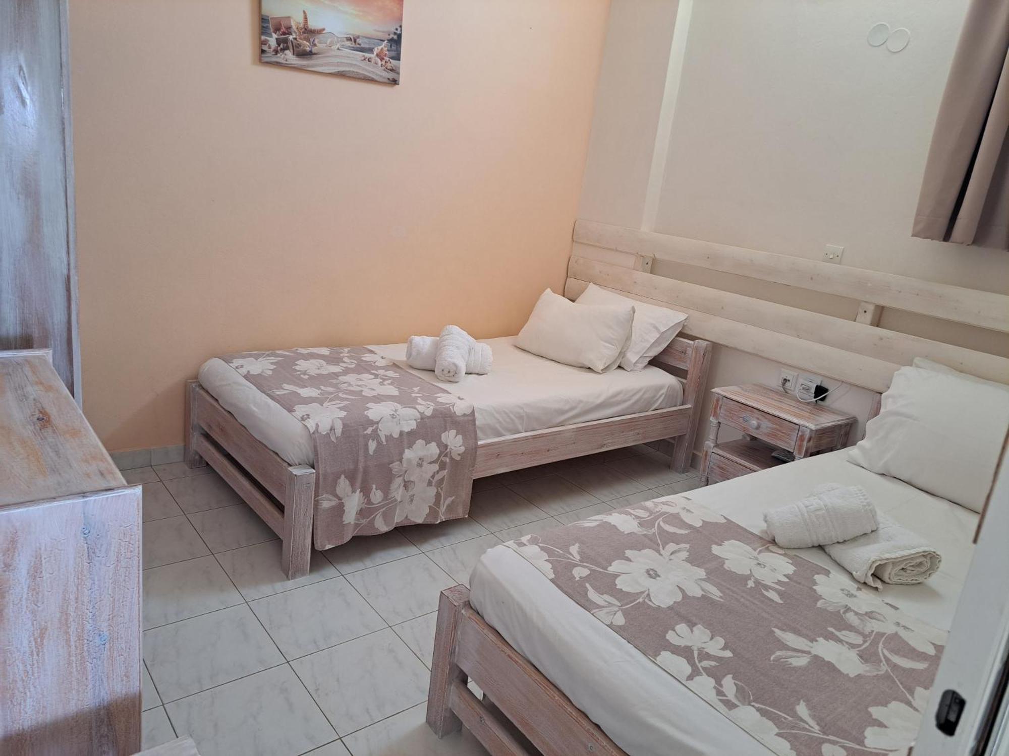 Hotel Peaceful Bay Mégas Yialós-Nítes Habitación foto